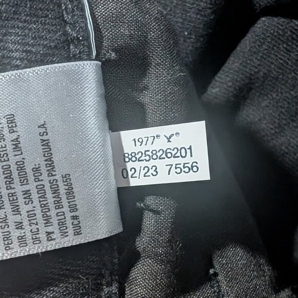 NWT AE | Asymmetrical Waist Distressed Denim Mom Short in Black - Picture 13 of 15